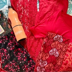 LuLaRoe Valentine Lot…5 OS Leggings, Red Lace Joy XS, NWT XXS Red T & More